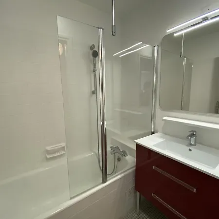 Maison De 5 A Avec Jardinet Et Garage, Proche Centre, 10 Couchages, Wifi - Fr-1-349-152 Holiday home